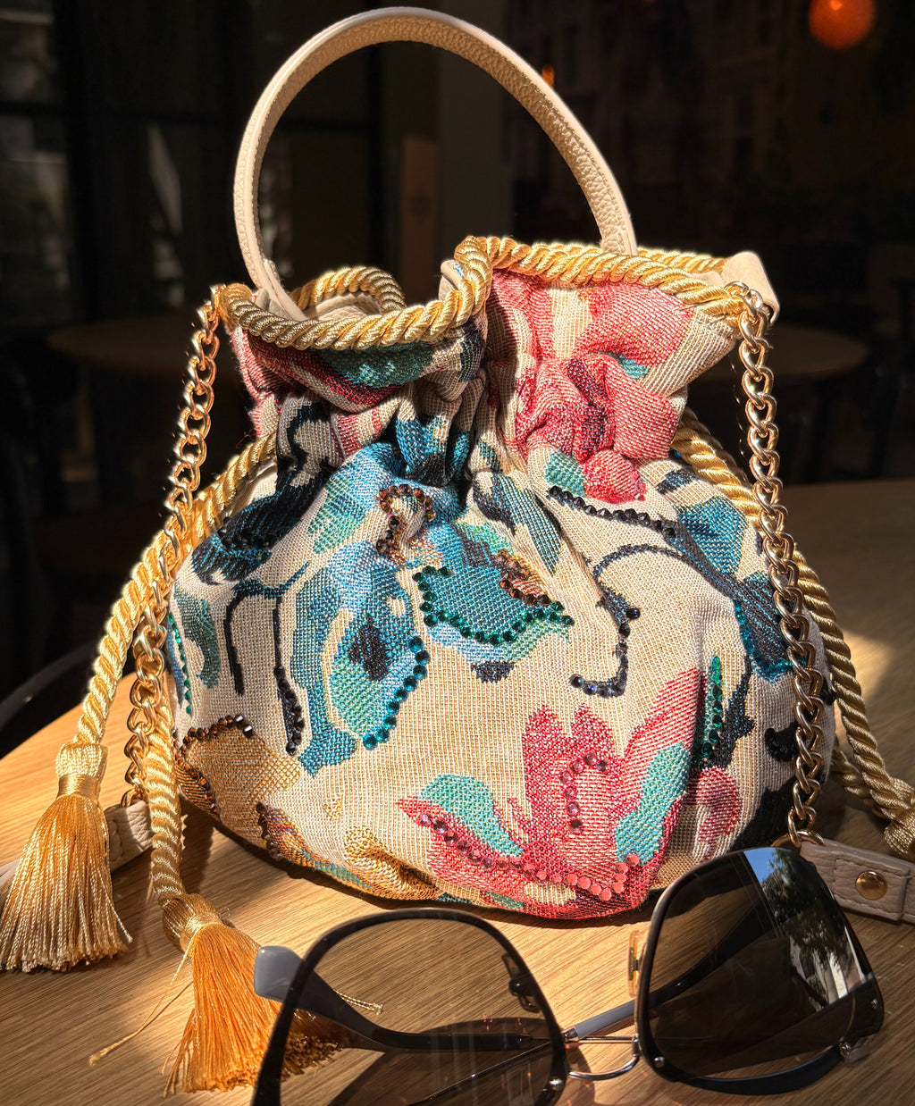 The Floret Bucket Bag — Éclat Version