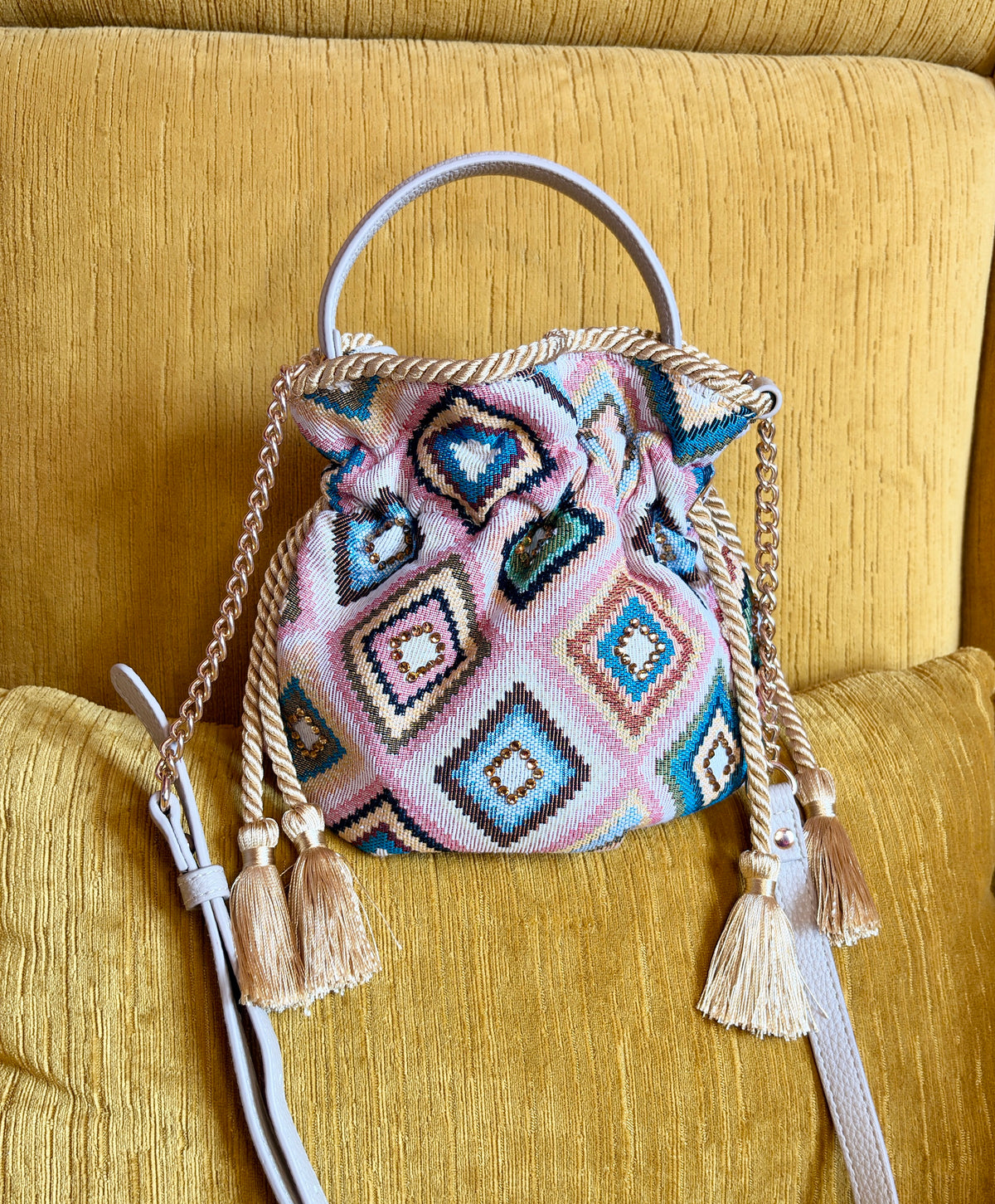 The Marquise Bucket Bag — Éclat Version
